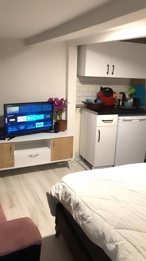 Self Checkin 2bedroom Apart In Kagithane Gazde/Camere de închiriat *